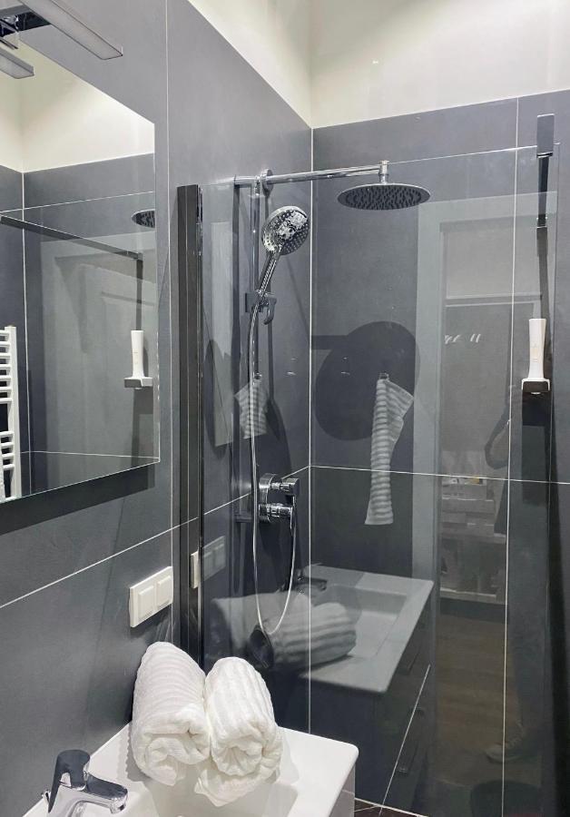 Charming Studio In Servitenviertel I Apartment Viena Exterior foto